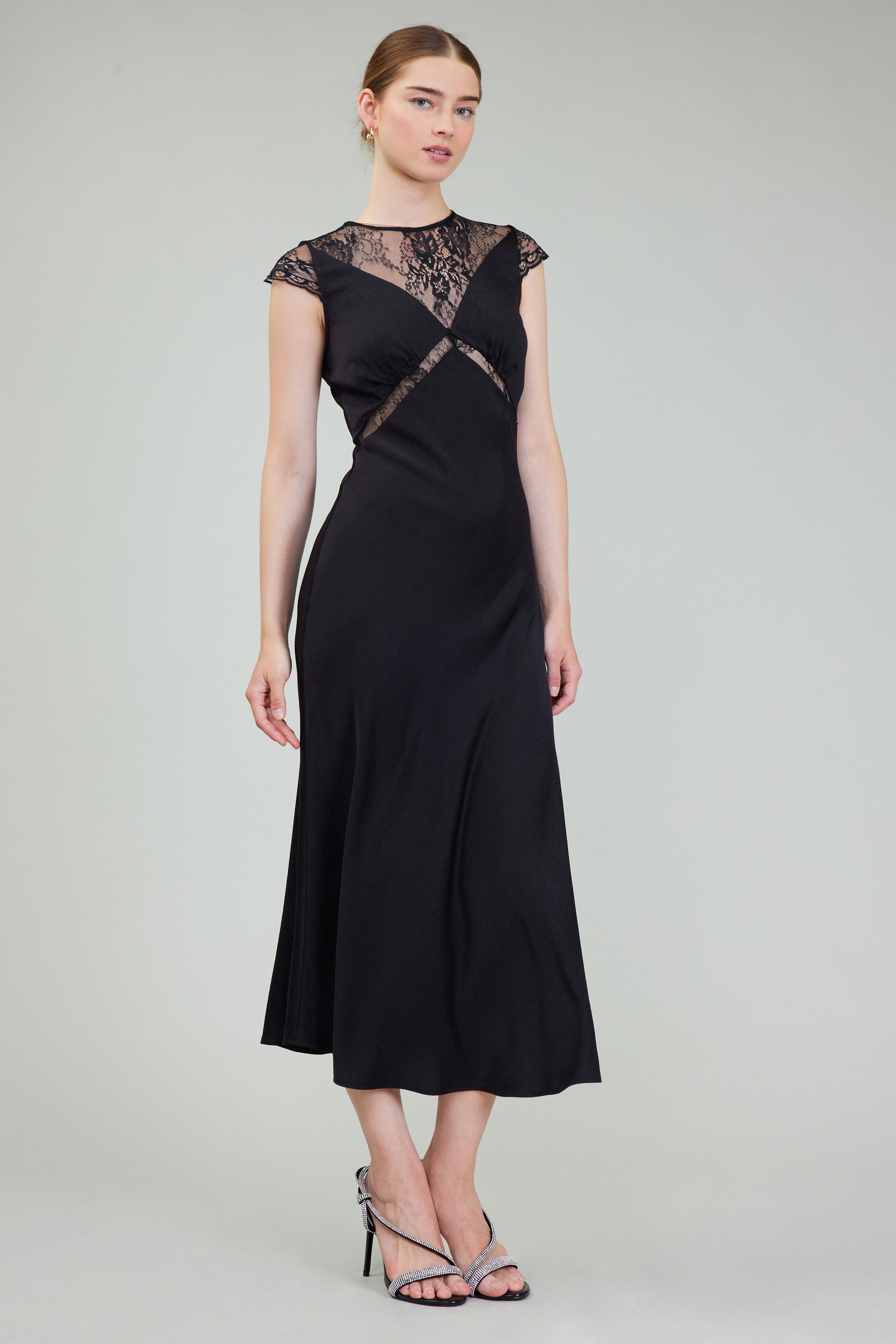 Dresses – THREAD