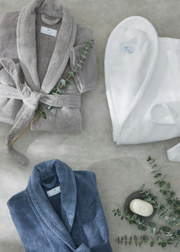 Milagro Robe with Monogram: Zach